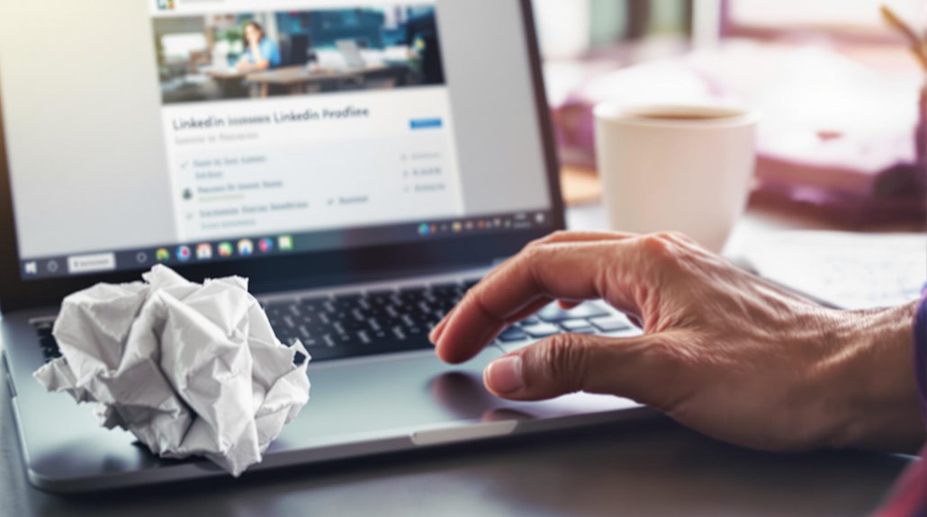 avoid linkedin headline pitfalls